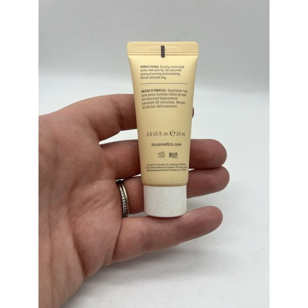Confidence in a Cleanser Anti Aging Transforming Hydrating Cleansing Serum 0.6oz